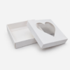 Pudełko z okienkiem Serce 8x8x2 - kolor Biały